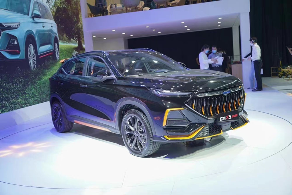 解读长安欧尚X5 运动版，细节颇具攻击力，7.79s破百