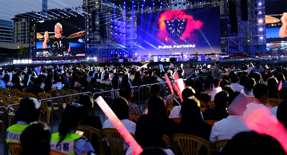 音乐盛宴一汽-大众“央广‘就爱你’9.21成都演唱会”震撼开唱