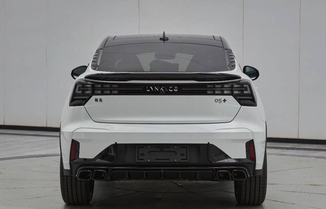 领克将推性能SUV，265匹马力，比03+猛，沃尔沃底子