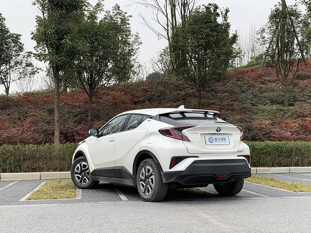 试驾广汽丰田C-HR EV，油改电，20多万值不值？